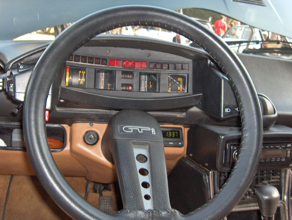 blog-siniestrauto-Citroen_CX_dashboard