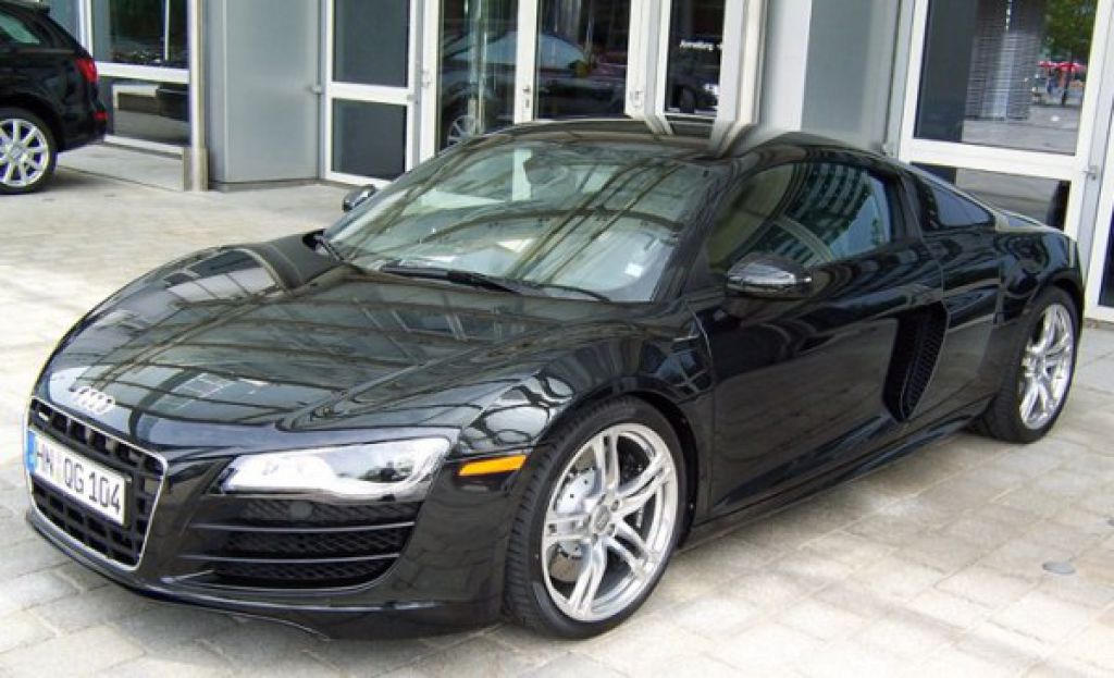 2009_Audi_R8-2