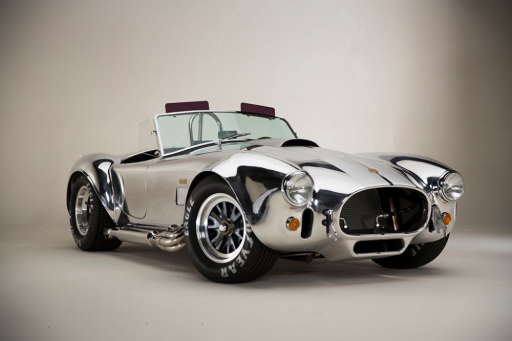 Shelby-Cobra-427-50-aniversario-frontal-cromado