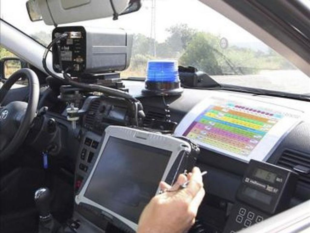 Operario-radar-DGT_ECDIMA20141015_0003_16