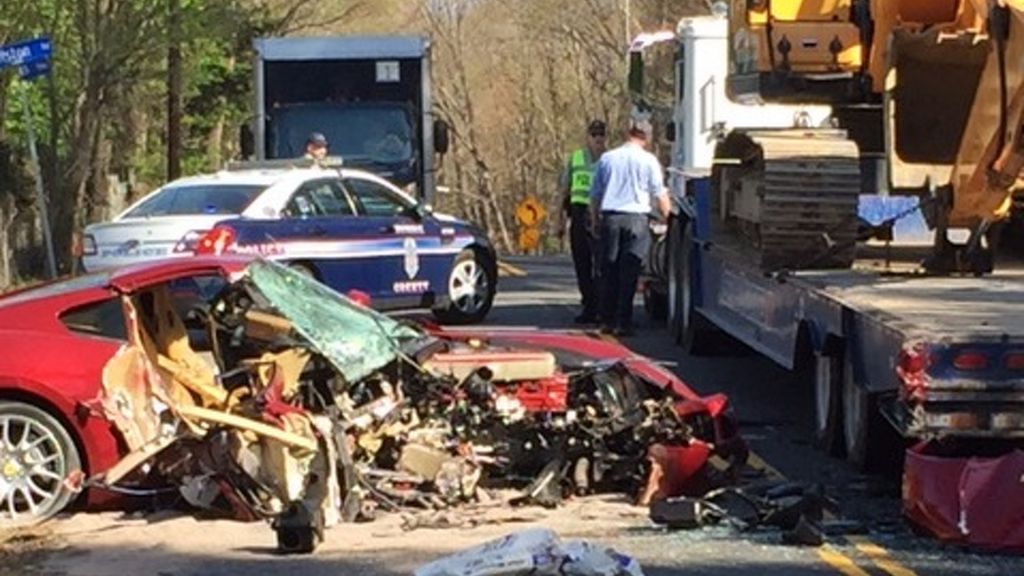crashed-2007-ferrari-599