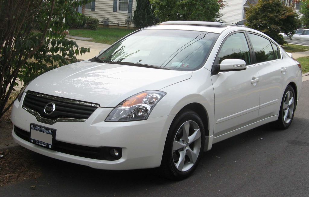 07-08_Nissan_Altima_3.5SE