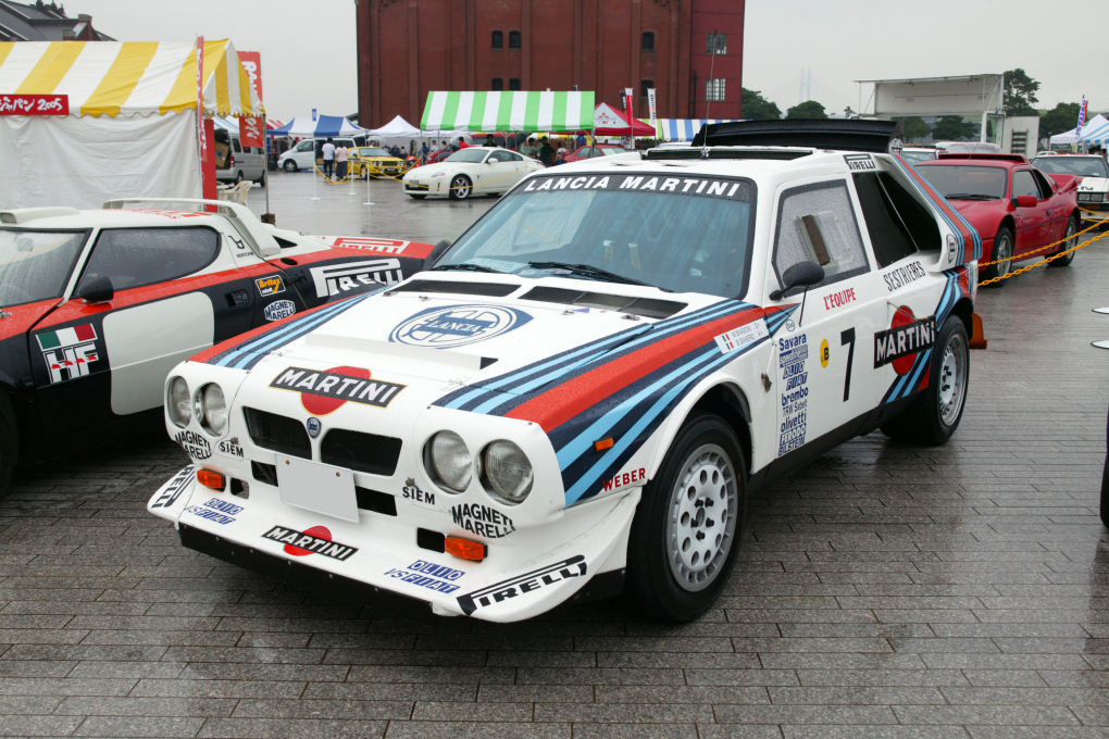 Lancia_Delta_S4_010