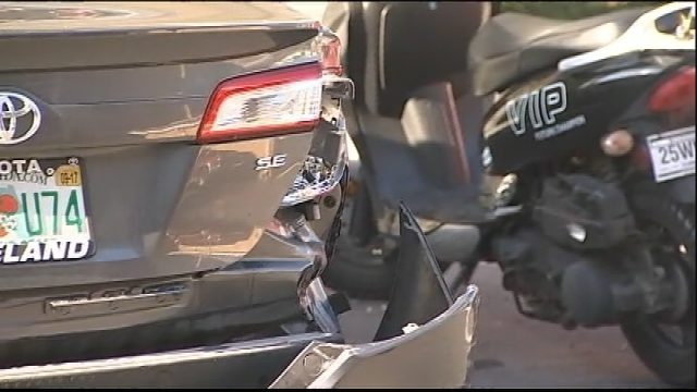 conductor borracho choca contra 17 coches aparcando