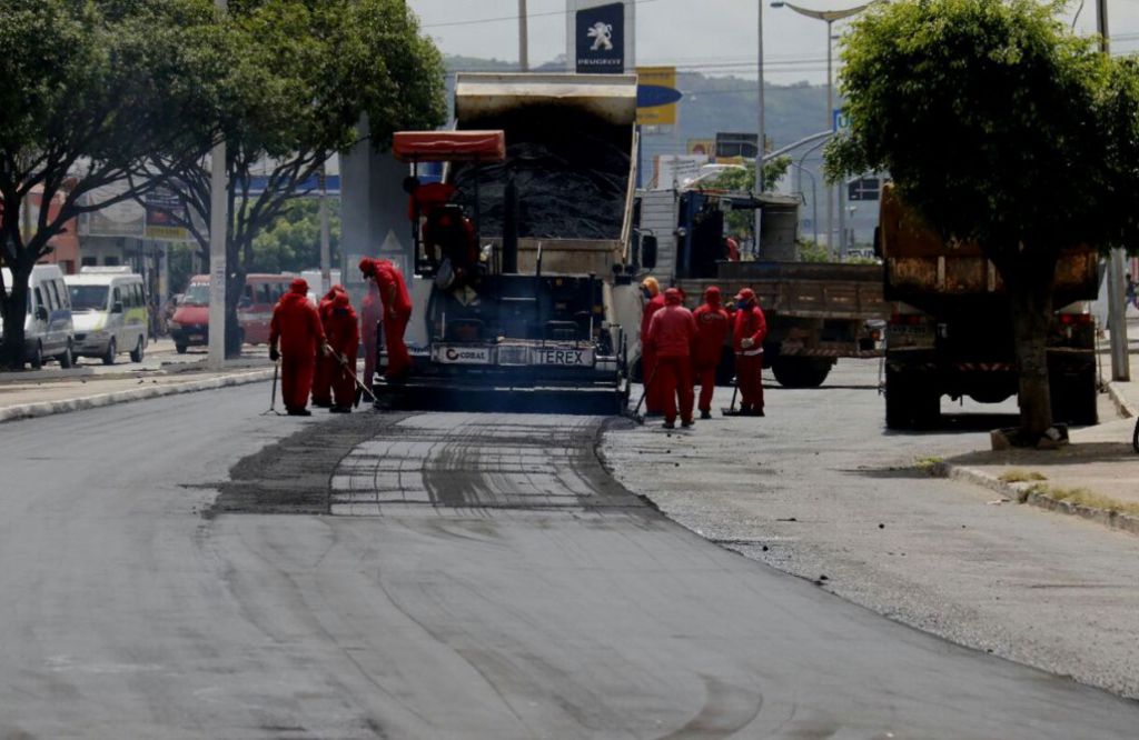 asfalto-grande-defini-1030x670