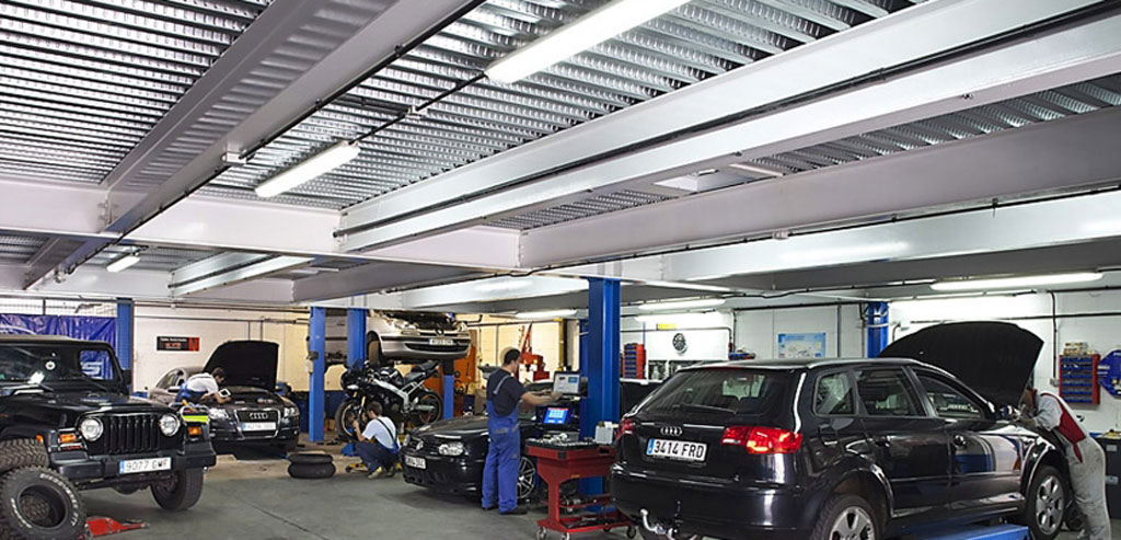 Taller-mecánico-pequeña-def