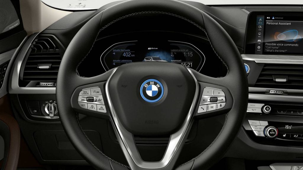 BMW iX3 (4)