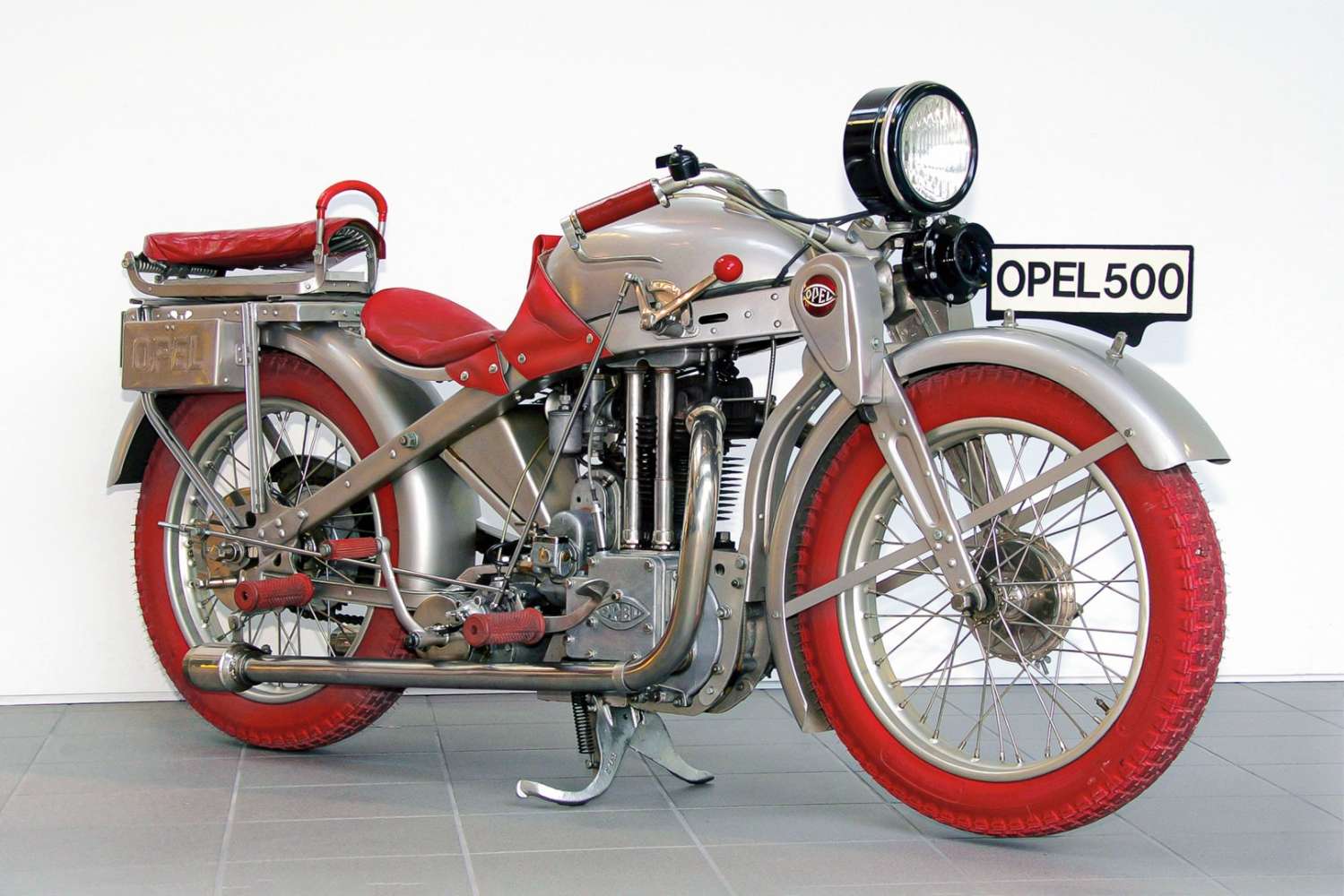 Ernst Neumann-Neander: el padre de la Opel Motoclub
