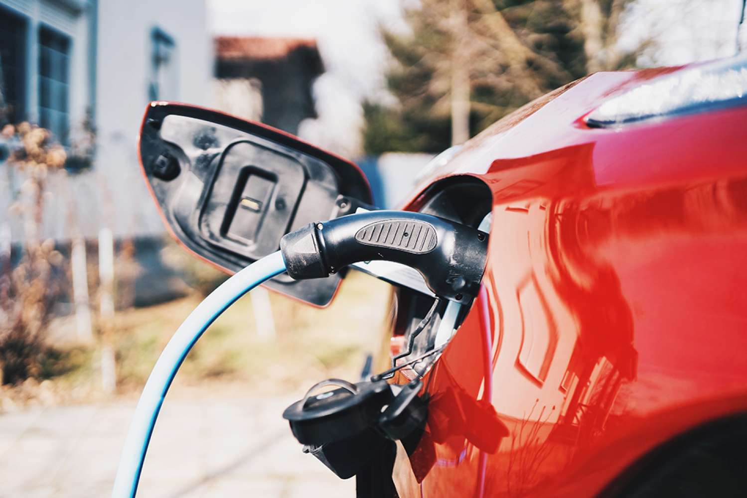 10 razones por las que un coche eléctrico puede no ser ideal (al menos, de momento)