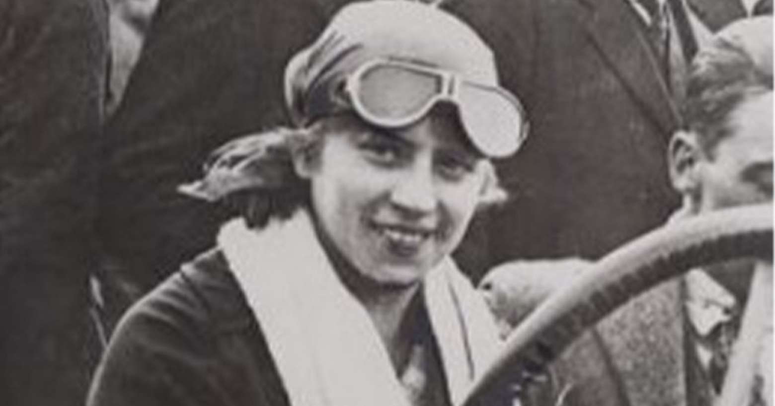 Violette Cordery, la primera cazarécords de la historia de la automoción