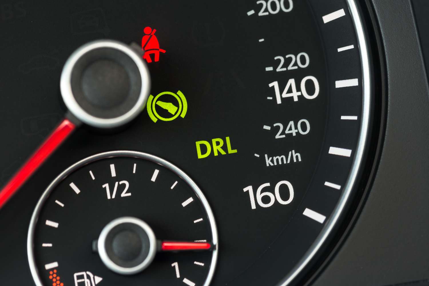 ¿Cuál es la velocidad exacta a la que un radar toma la foto?