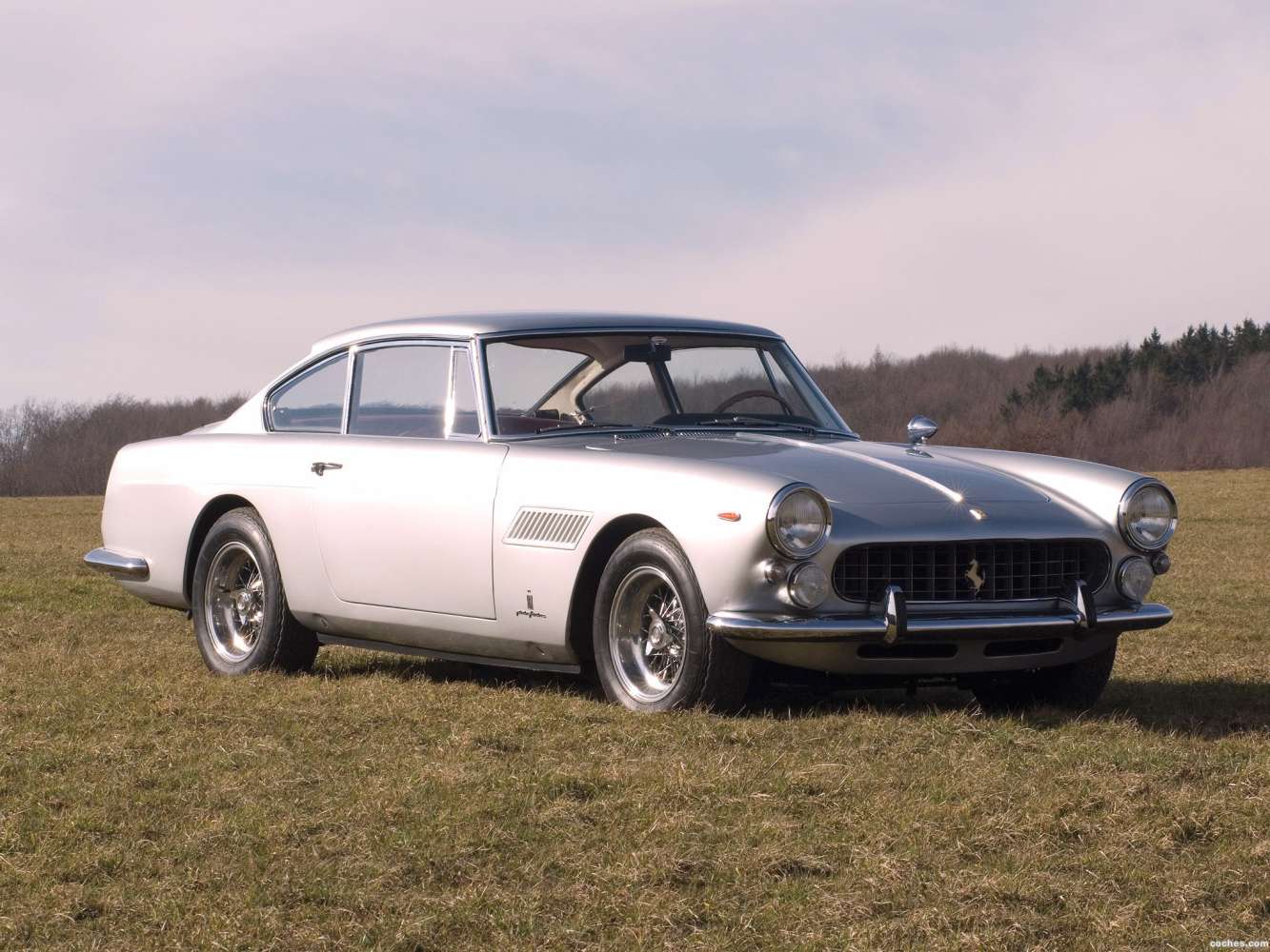 Ferrari 330 América: el estilo del 250 GTE en combinación con la fuerza de un gran V12